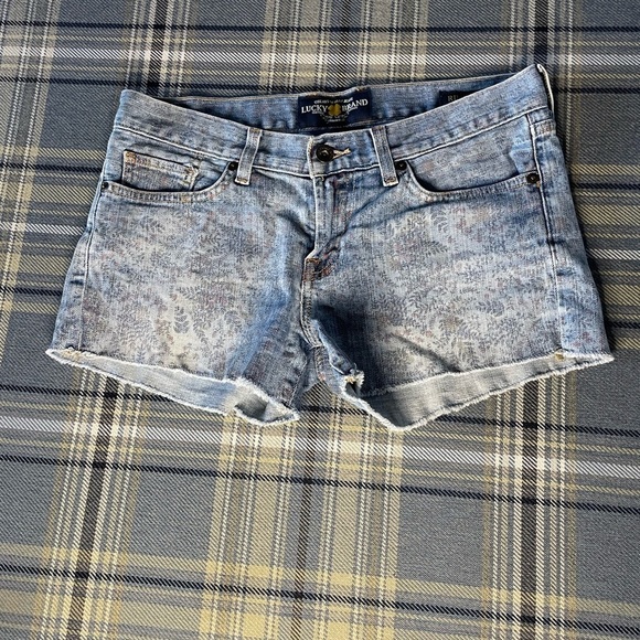 Lucky Brand Wild Flower Paisley Riley Shorts - Picture 2 of 8